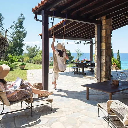 Holiday home Stone-home Living